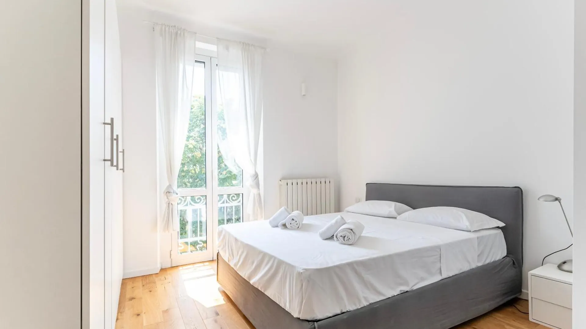 Bright Apartment 700M From Dergano M3 Milánó